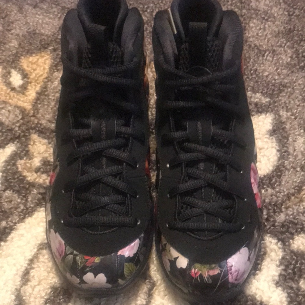 Nike little posite one sz3y (box-no lid)